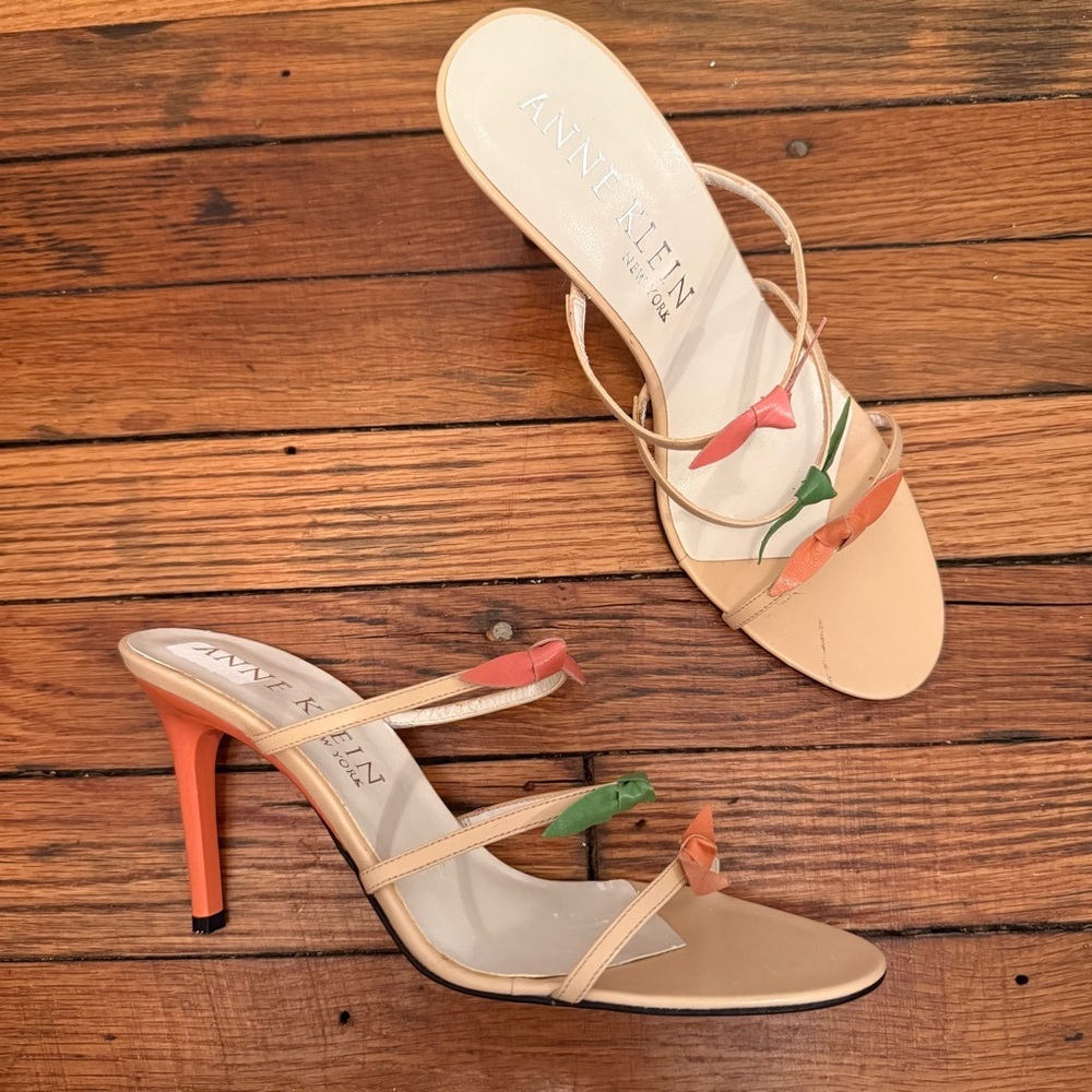 *New Vintage* y2k Anne Klein Strappy Leather Heels